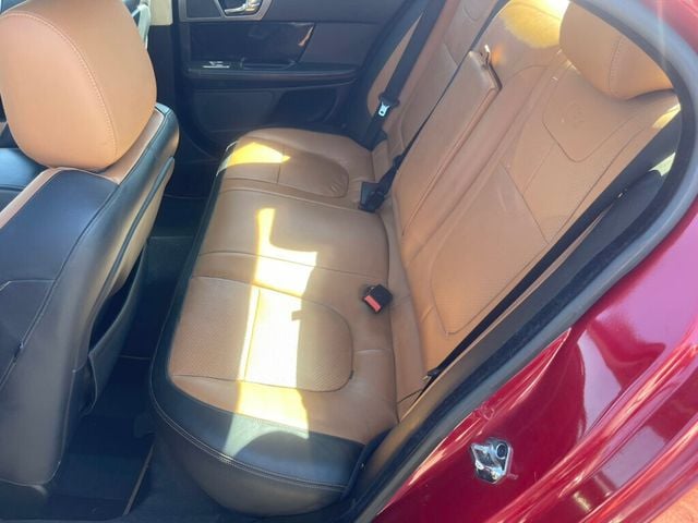 2012 Jaguar XF 4dr Sedan XFR - 22957220 - 17
