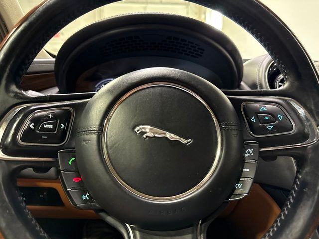 2012 Jaguar XJ 4dr Sedan XJL - 23070065 - 12