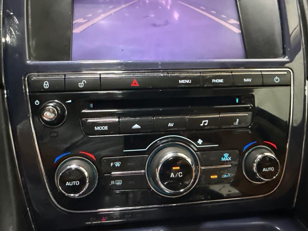 2012 Jaguar XJ 4dr Sedan XJL - 23070065 - 16
