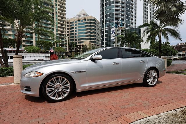 2012 Jaguar XJ 4dr Sedan XJL - 22609396 - 25