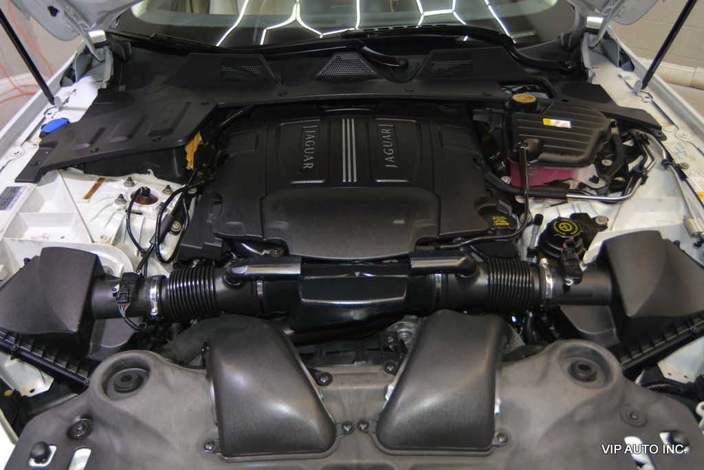2012 Jaguar XJ 4dr Sedan XJL - 22902727 - 32