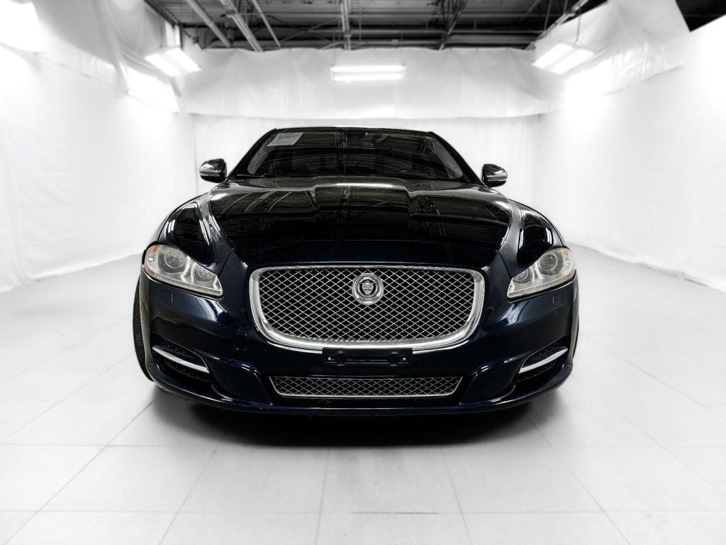 2012 Jaguar XJ Portfolio photo 2