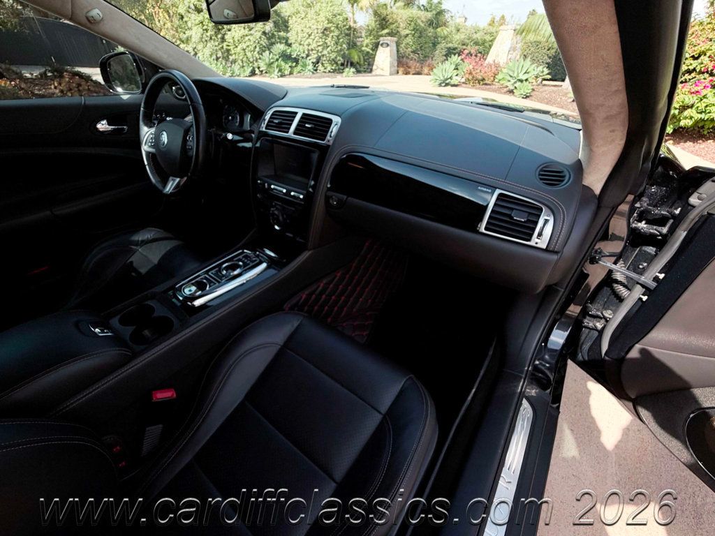 2012 Jaguar XK 2dr Coupe - 23063558 - 30