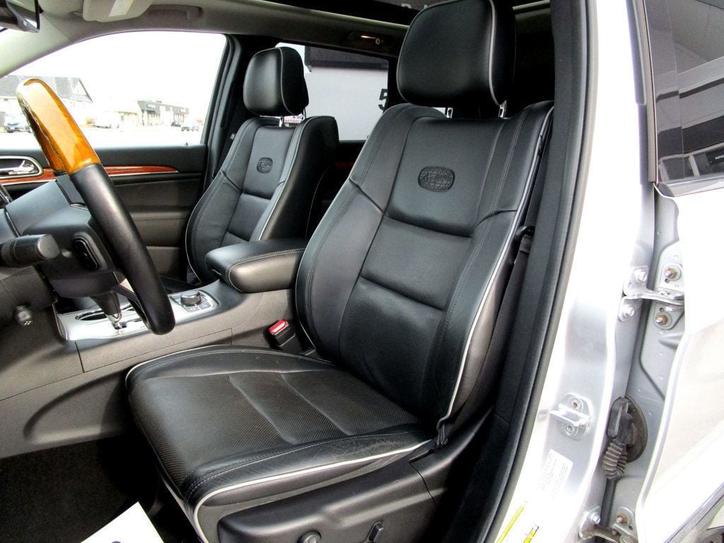 2012 Jeep Grand Cherokee 4WD 4dr Overland - 22982864 - 14