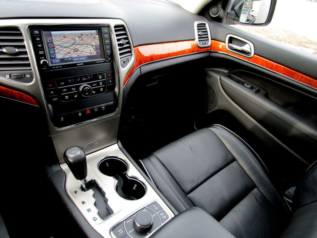 2012 Jeep Grand Cherokee 4WD 4dr Overland - 22982864 - 22