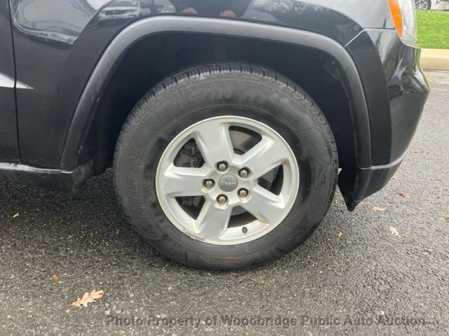 2012 Jeep Grand Cherokee Laredo - 22955600 - 16