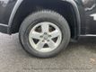 2012 Jeep Grand Cherokee Laredo - 22955600 - 18