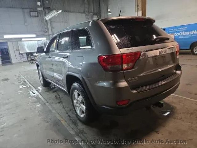 2012 Jeep Grand Cherokee Laredo - 22993996 - 3