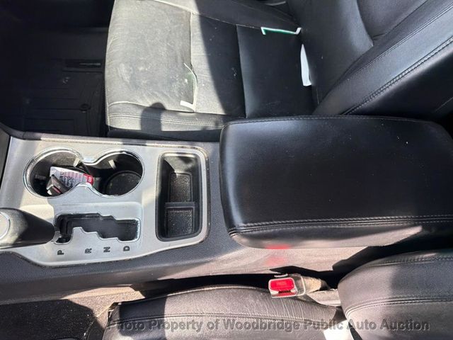 2012 Jeep Grand Cherokee Laredo - 23005892 - 7