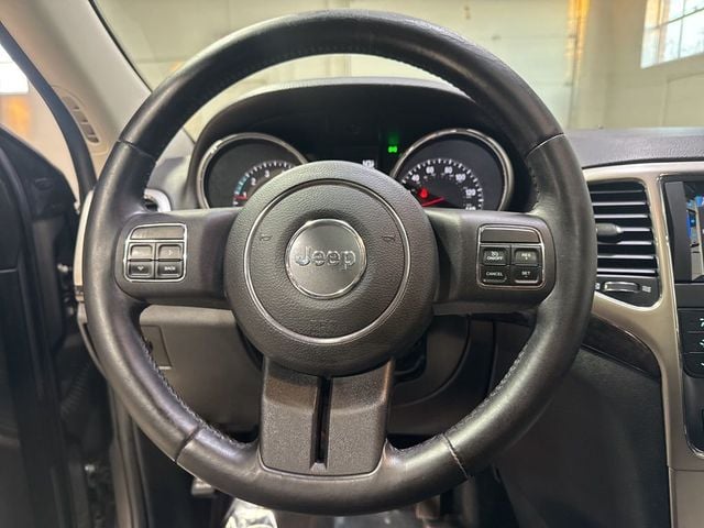 2012 Jeep Grand Cherokee Laredo - 22982193 - 10