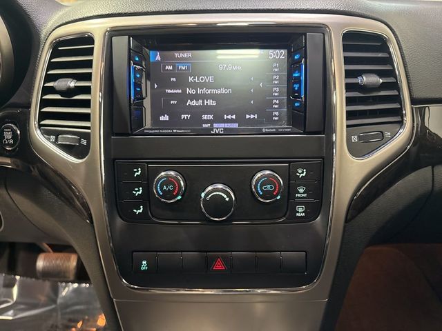 2012 Jeep Grand Cherokee Laredo - 22982193 - 16