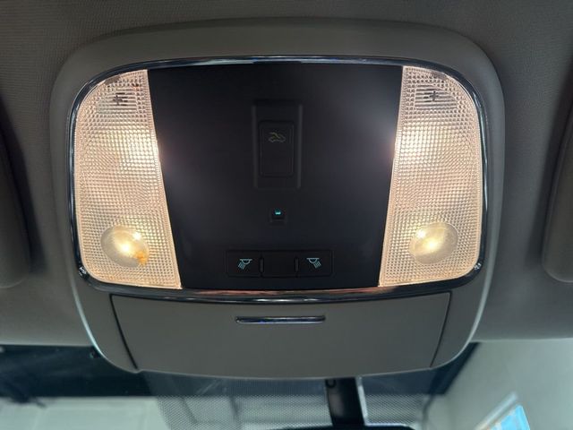 2012 Jeep Grand Cherokee Laredo - 22982193 - 19