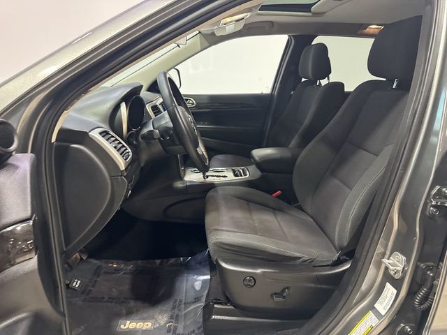 2012 Jeep Grand Cherokee Laredo - 22982193 - 20