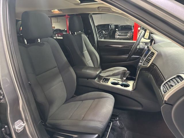 2012 Jeep Grand Cherokee Laredo - 22982193 - 38