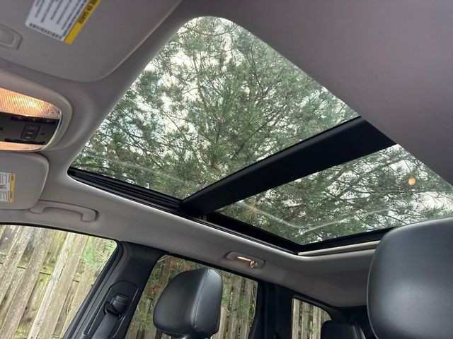 2012 Jeep Grand Cherokee Laredo - 23083732 - 14