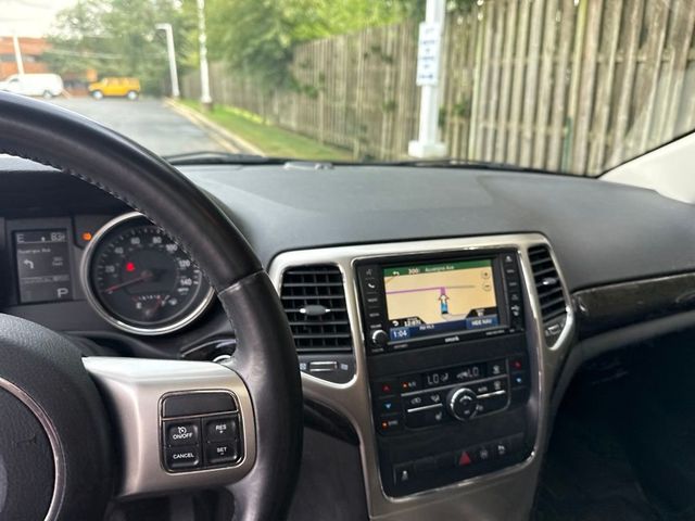 2012 Jeep Grand Cherokee Laredo - 23083732 - 16