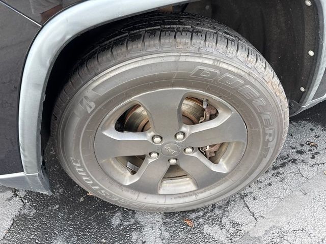 2012 Jeep Grand Cherokee Laredo - 23083732 - 1