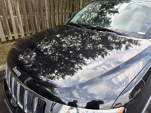 2012 Jeep Grand Cherokee Laredo - 23083732 - 8