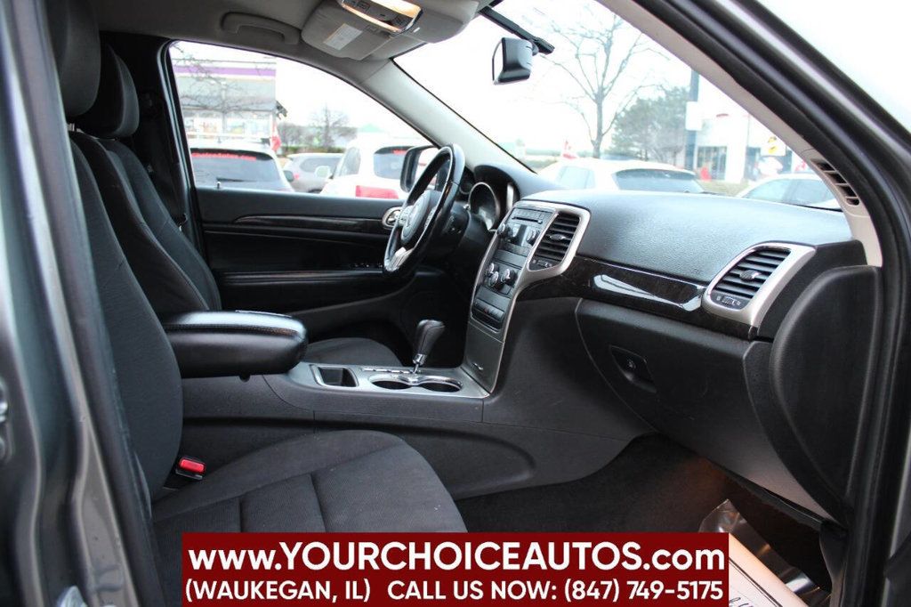 2012 Jeep Grand Cherokee Laredo 4x4 4dr SUV - 22732827 - 13