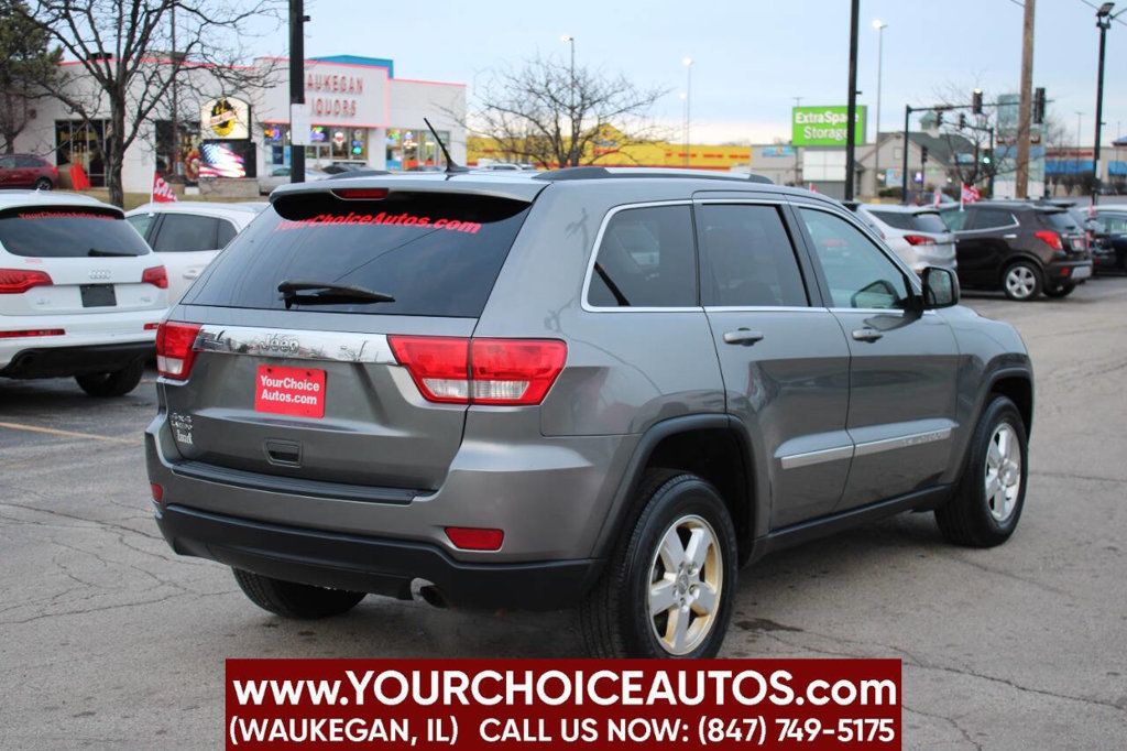 2012 Jeep Grand Cherokee Laredo 4x4 4dr SUV - 22732827 - 4