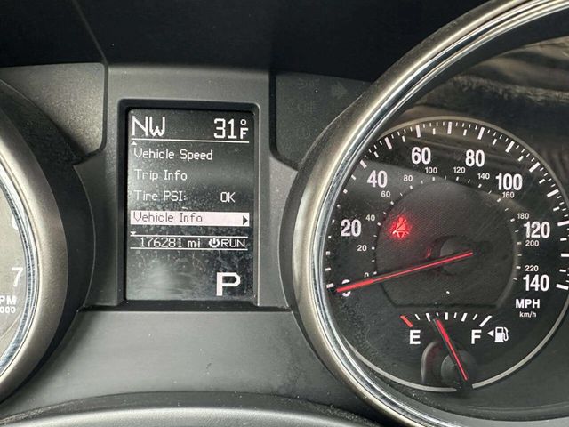 2012 Jeep Grand Cherokee Laredo 4x4 4dr SUV - 22989021 - 29