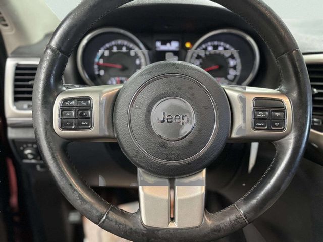 2012 Jeep Grand Cherokee Laredo 4x4 4dr SUV - 23002645 - 25