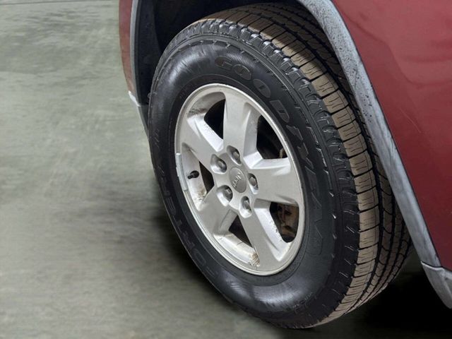 2012 Jeep Grand Cherokee Laredo 4x4 4dr SUV - 23002645 - 2