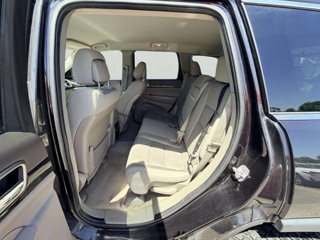 2012 Jeep Grand Cherokee Laredo 4x4 4dr SUV - 23027919 - 21