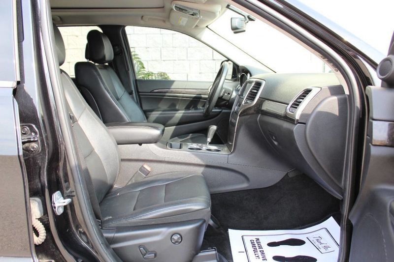 2012 Jeep Grand Cherokee Laredo X 4x4 4dr SUV - 22947023 - 14