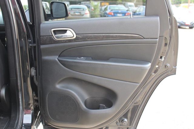 2012 Jeep Grand Cherokee Laredo X 4x4 4dr SUV - 22947023 - 15