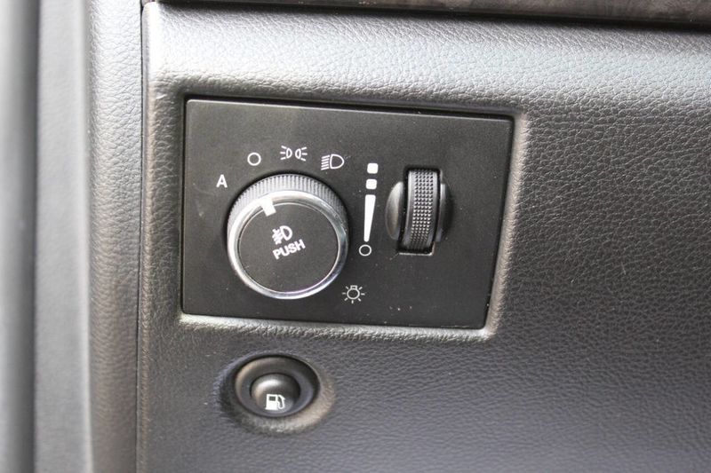 2012 Jeep Grand Cherokee Laredo X 4x4 4dr SUV - 22947023 - 22