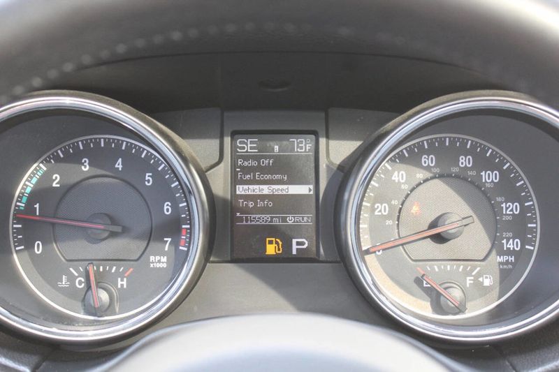 2012 Jeep Grand Cherokee Laredo X 4x4 4dr SUV - 22947023 - 24