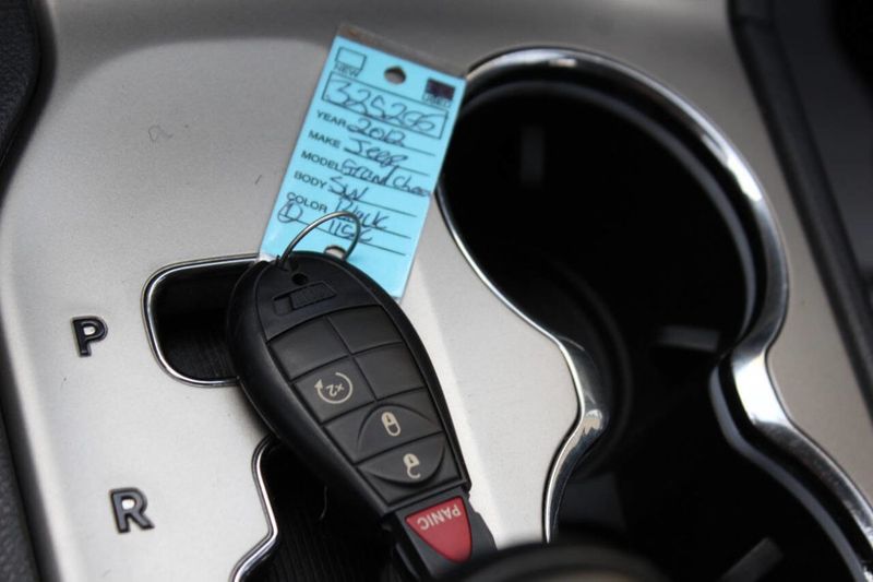 2012 Jeep Grand Cherokee Laredo X 4x4 4dr SUV - 22947023 - 26