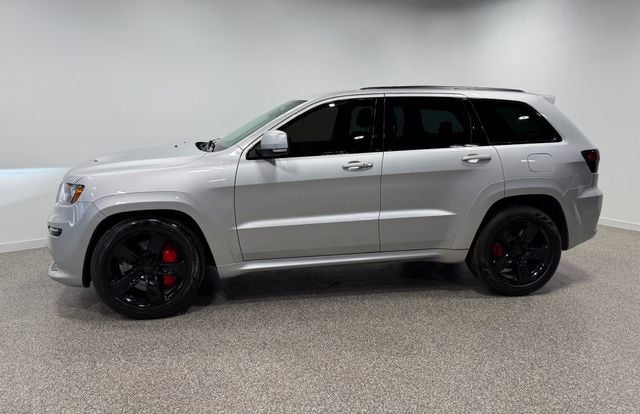 2012 Jeep Grand Cherokee Livernois Motorsports Built - 22997745 - 4