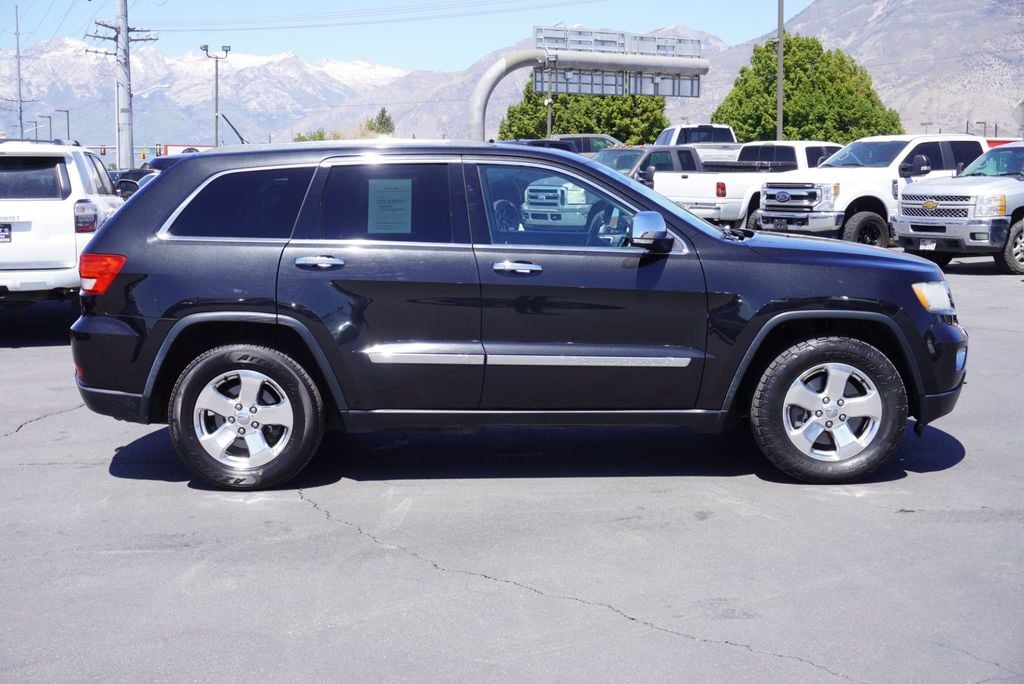 2012 Jeep Grand Cherokee OVERLAND - 23028208 - 12