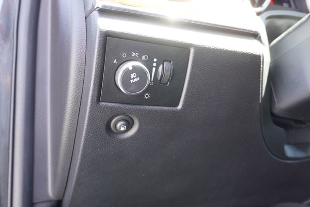 2012 Jeep Grand Cherokee OVERLAND - 23028208 - 27