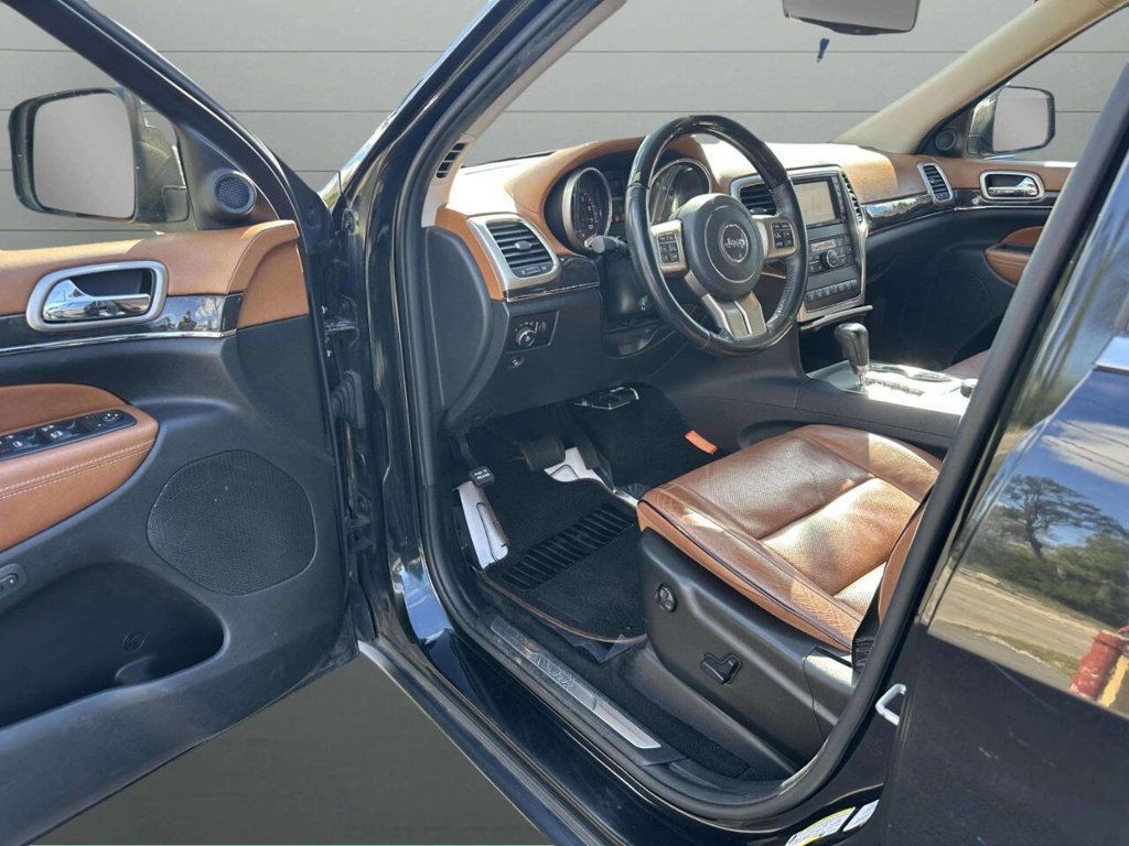 2012 Jeep Grand Cherokee Overland 4x4 4dr SUV - 22936473 - 14