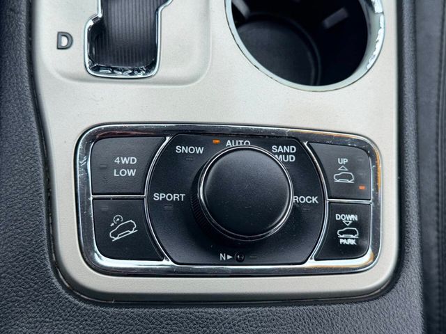 2012 Jeep Grand Cherokee Overland 4x4 4dr SUV - 23052200 - 40