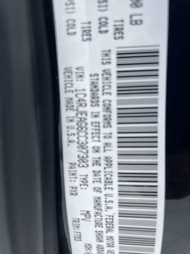 2012 Jeep Grand Cherokee RWD 4dr Laredo - 22995253 - 17