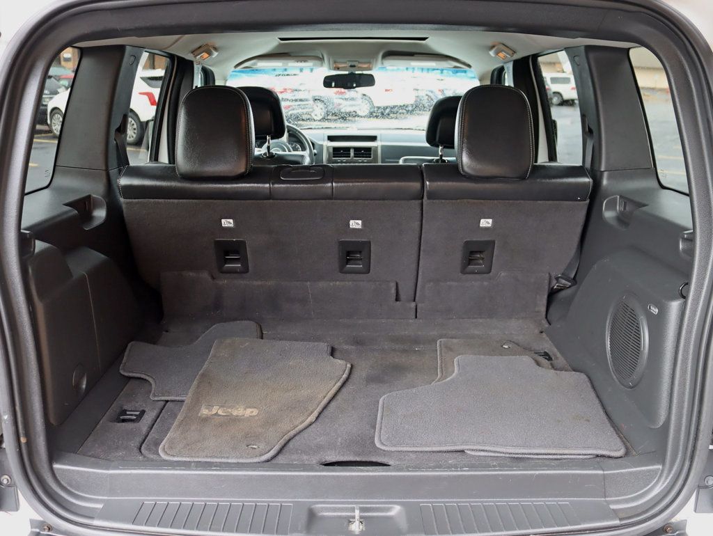 2012 Jeep Liberty 4WD 4dr Limited Jet - 22832699 - 24