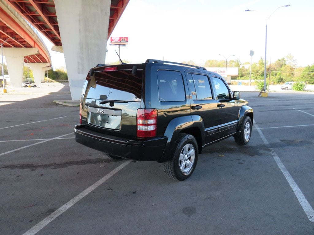 2012 Jeep Liberty 4WD 4dr Sport - 22660700 - 5