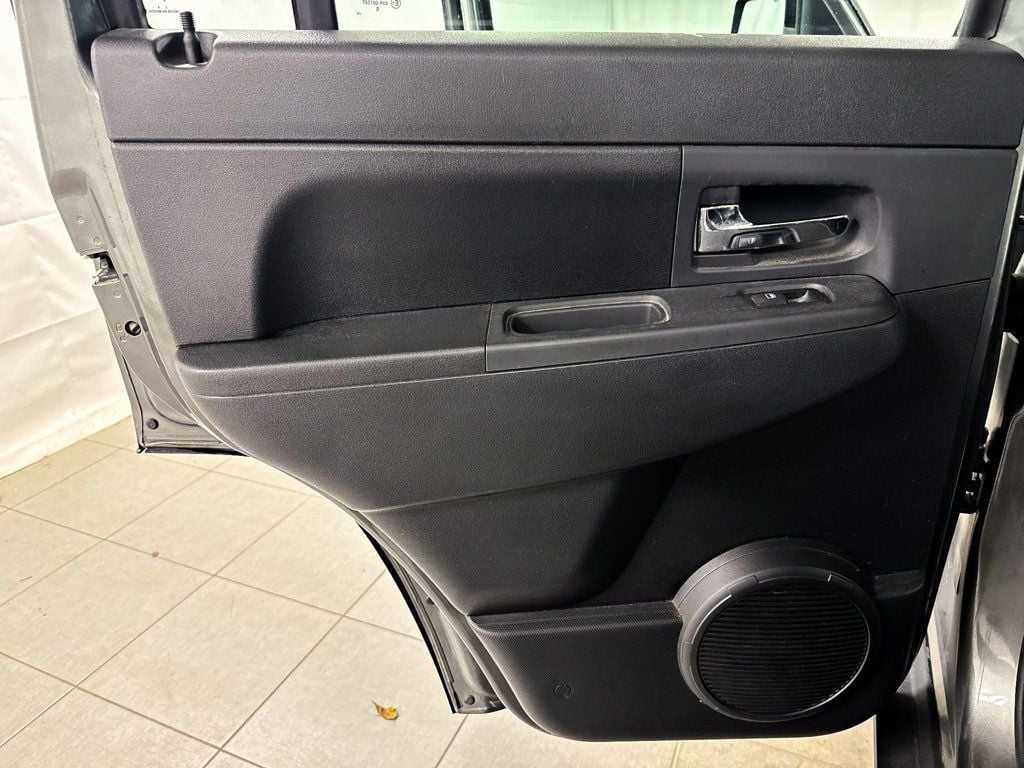 2012 Jeep Liberty Sport photo 15