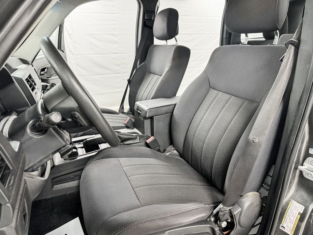 2012 Jeep Liberty Sport photo 9