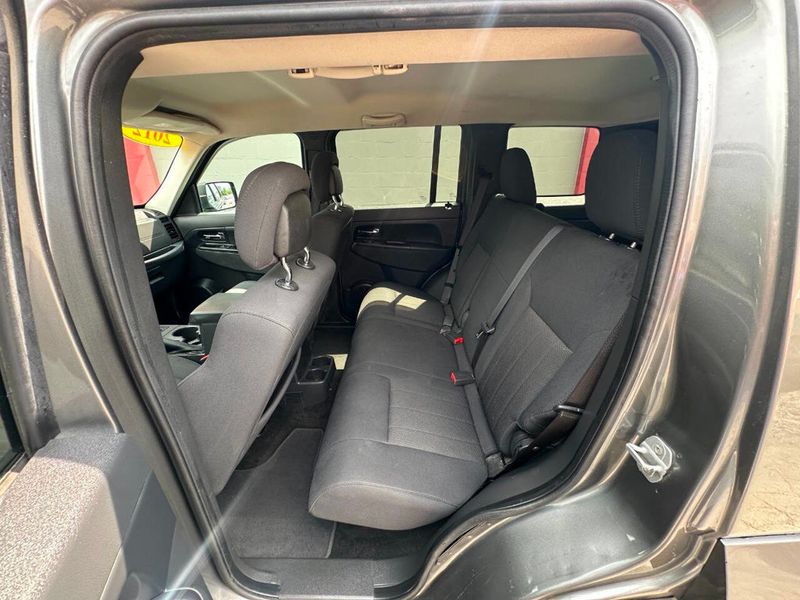 2012 Jeep Liberty Sport 4x4 4dr SUV - 22882004 - 15