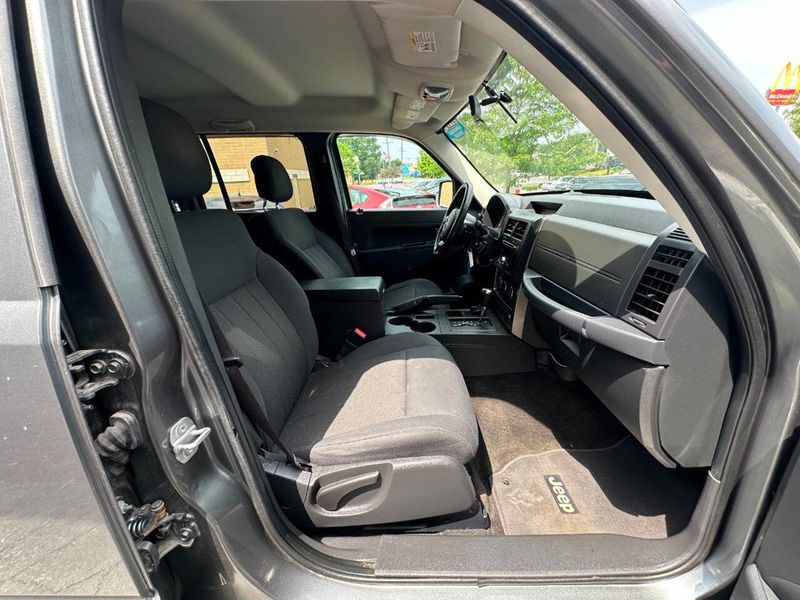 2012 Jeep Liberty Sport 4x4 4dr SUV - 22882004 - 22