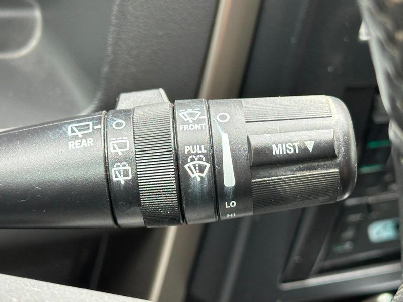 2012 Jeep Liberty Sport 4x4 4dr SUV - 22882004 - 30