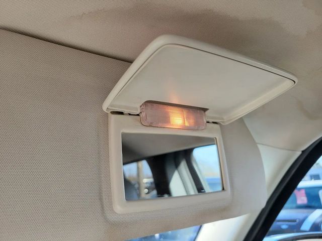 2012 Jeep Liberty Sport SUV 4D - 22969898 - 29