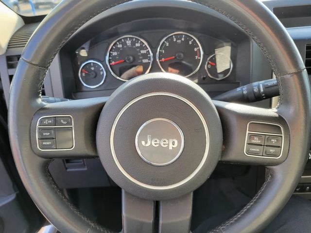 2012 Jeep Liberty Sport SUV 4D - 23021466 - 26