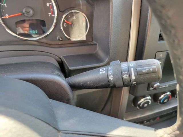 2012 Jeep Liberty Sport SUV 4D - 23021466 - 28