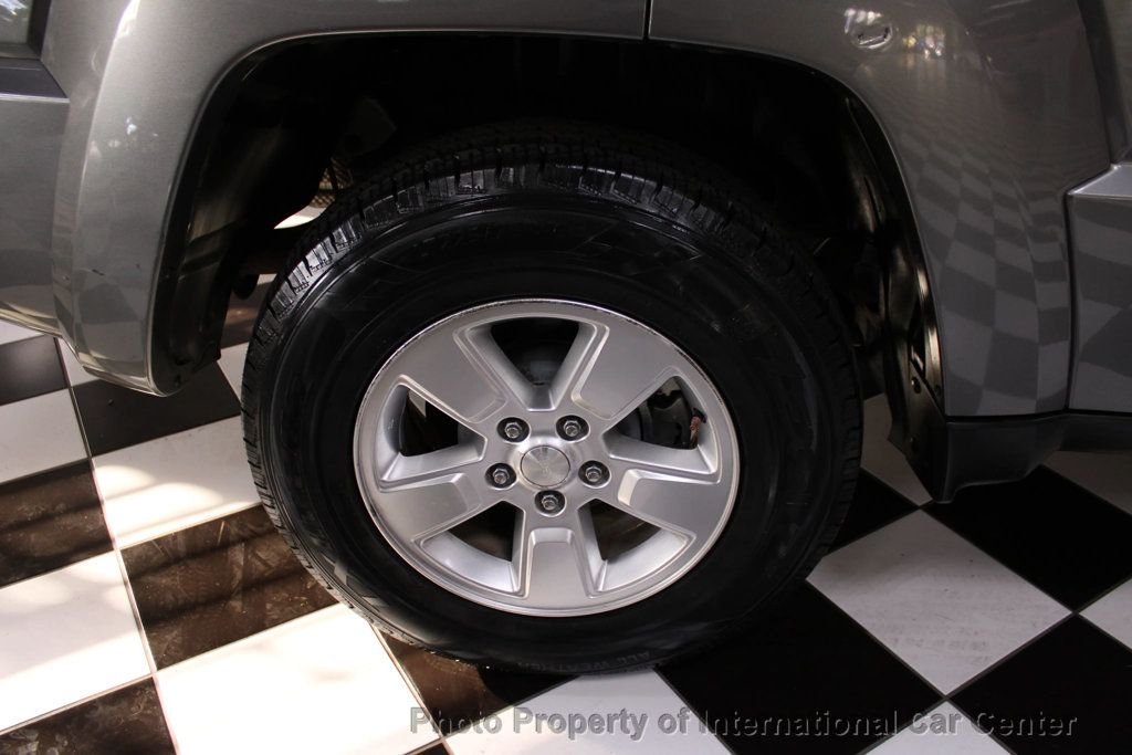 2012 Jeep Liberty Sport SUV 4D - 22939704 - 32